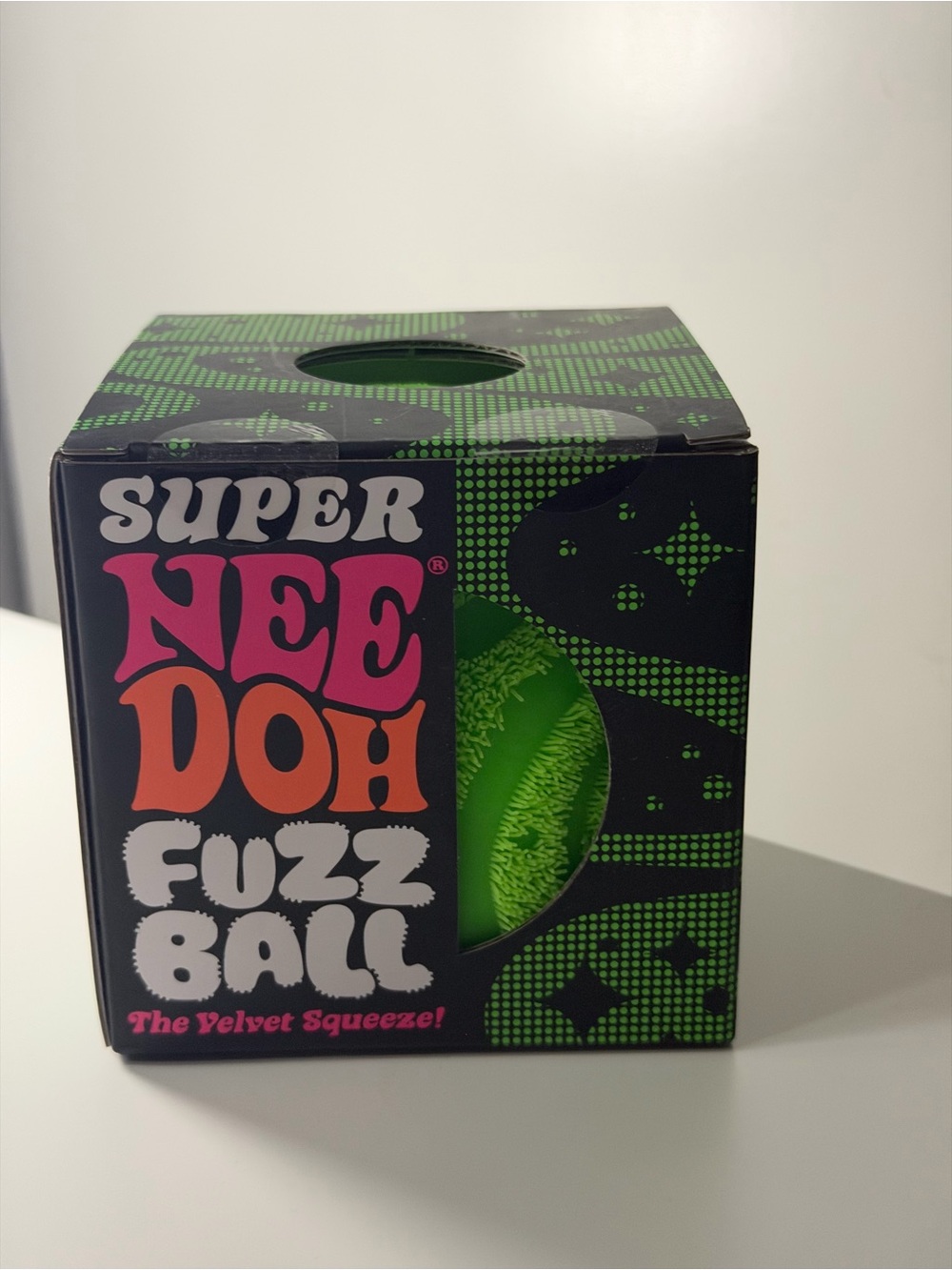 Needoh super Fuzz Ball – Green Velvet Squeeze Toy